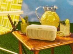 SoundLink Plus Portable Speaker [シトラスイエロー]